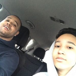 Meet your Posher, Cameron